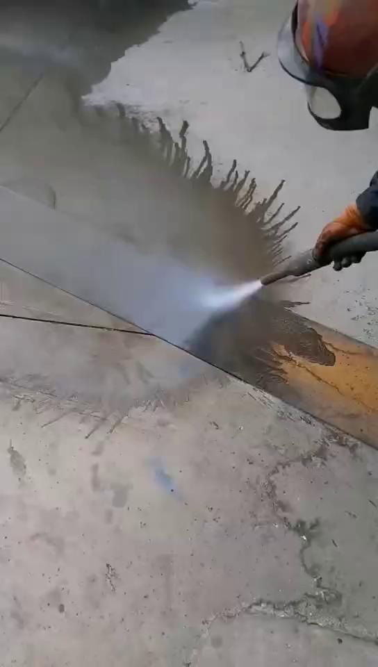開(kāi)放式水噴砂機工作視頻