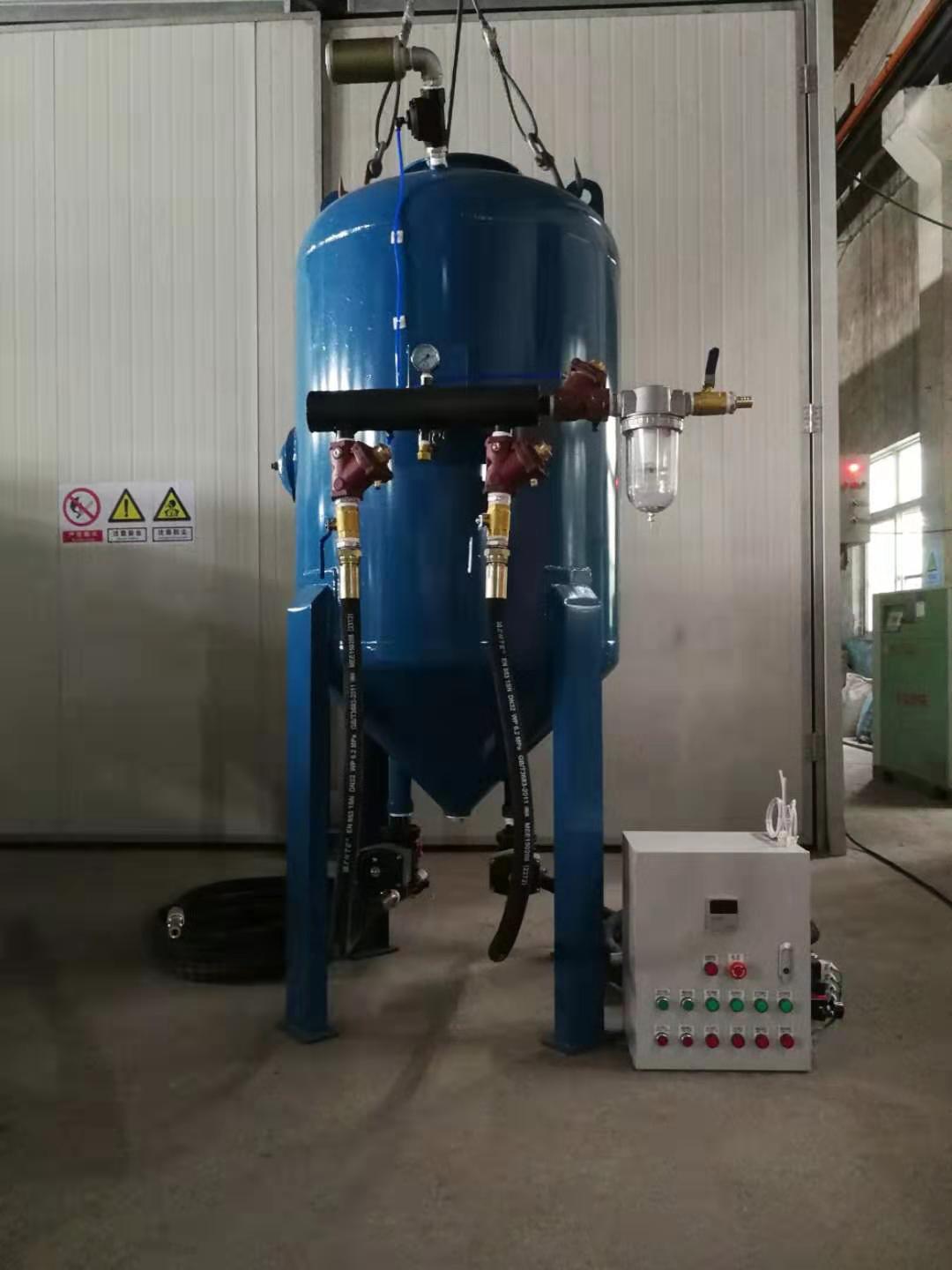 3開(kāi)放式噴砂機